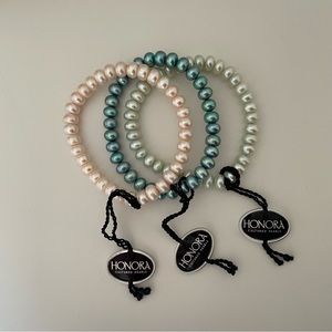 Honored Cultured Pearl Bracelets